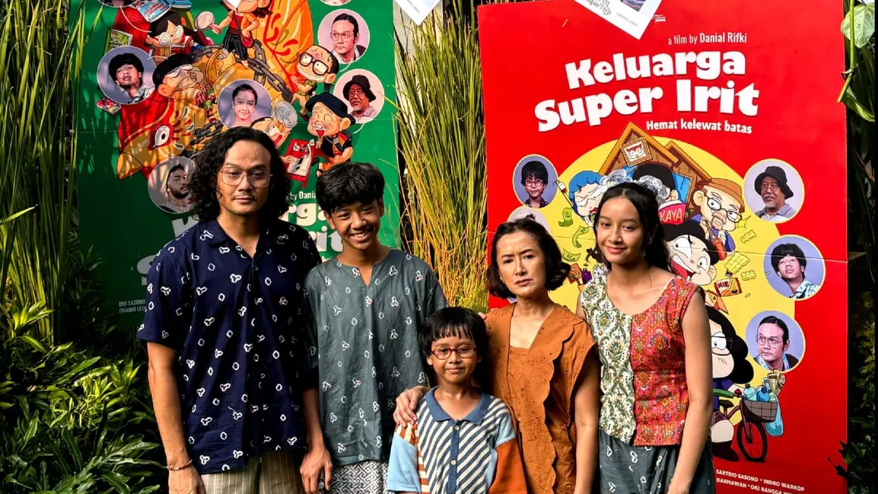 Keluarga Dwi Sasono (Dok. Falcon)