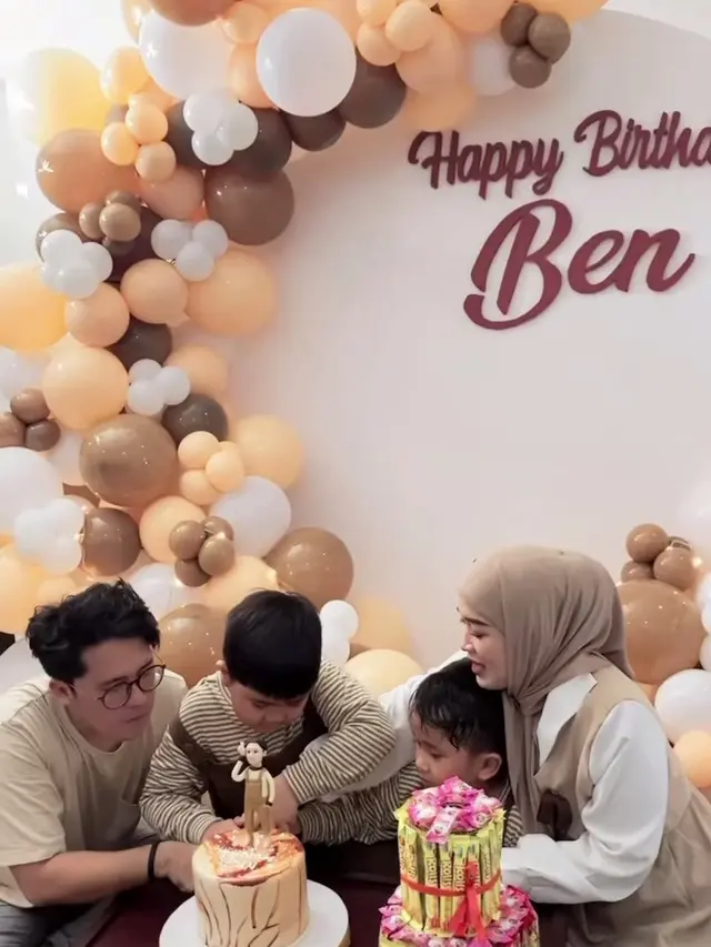 Ririe Fairus dan Ayus Sabyan
