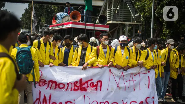 Protes Pemerintah, BEM SI Gelar Aksi di Patung Kuda
