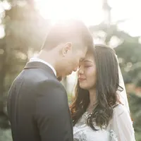 ilustrasi pasangan bahagia/Photo by Vino Li on Unsplash