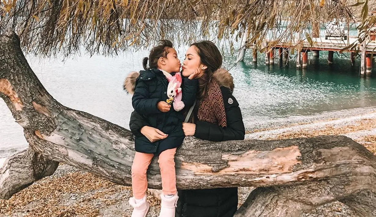 (Instagram/cathysharon)