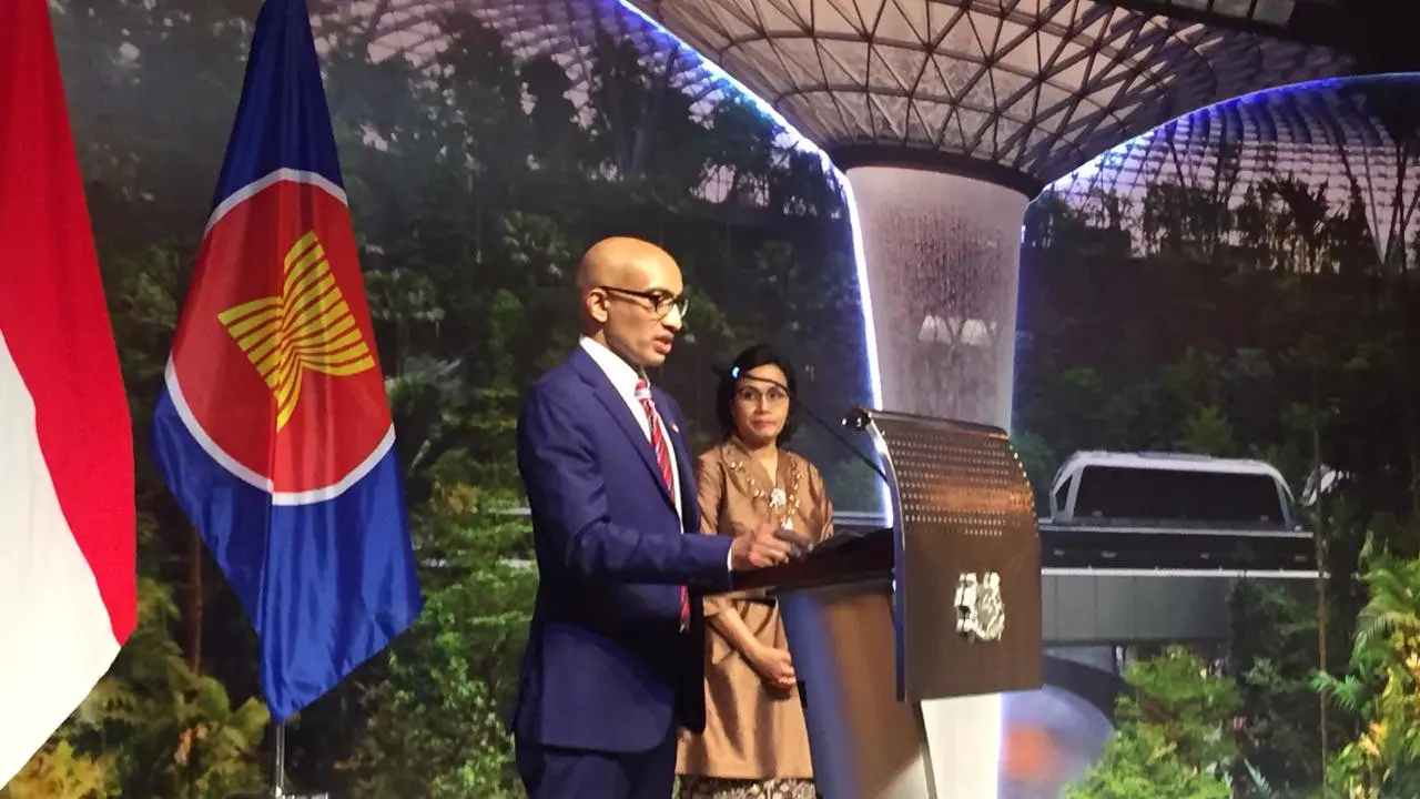 Duta Besar Singapura Anil Kumar Nayar saat menyampaikan sambutan di peringatan Hari Peringatan Ulang Tahun Singapura yang ke-54 (Singapore's 54th National Day di Hotel Shangri La Jakarta, Rabu 14 Agustus 2019 malam (Liputan6.com/Teddy Tri Setio Berty)