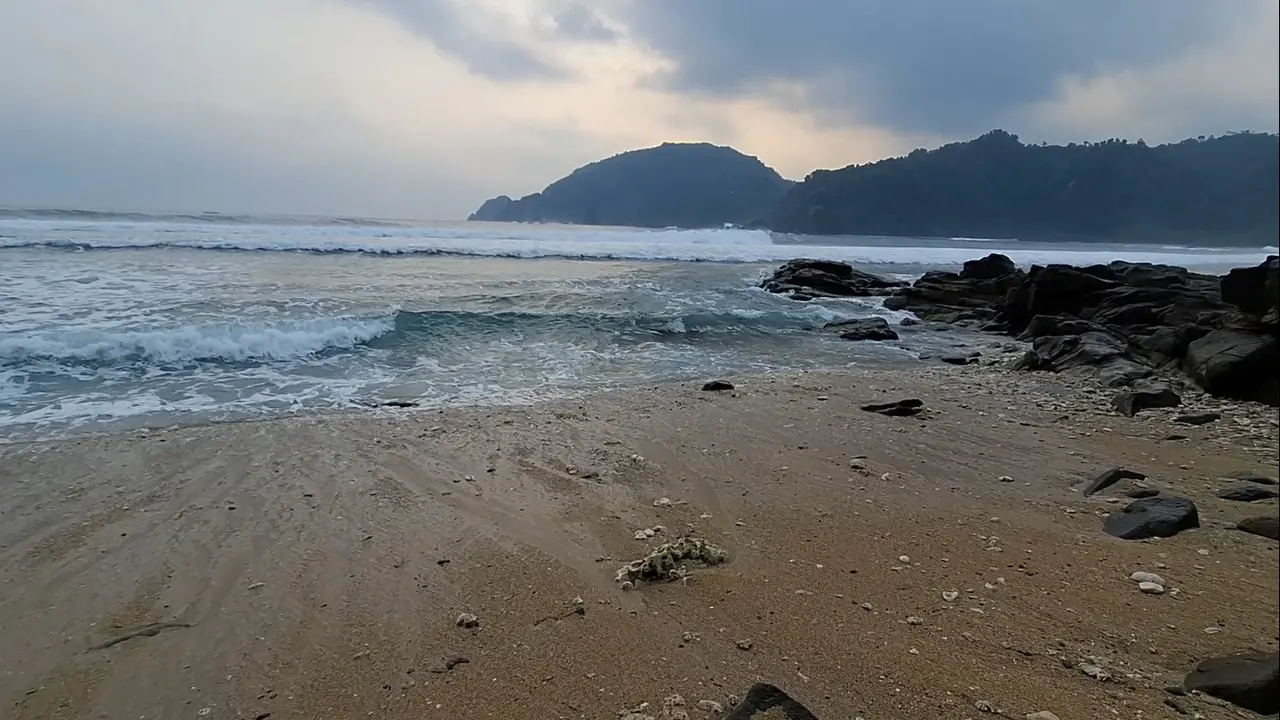 Jejak Karst: Pembentuk Keindahan Pantai Gunungkidul