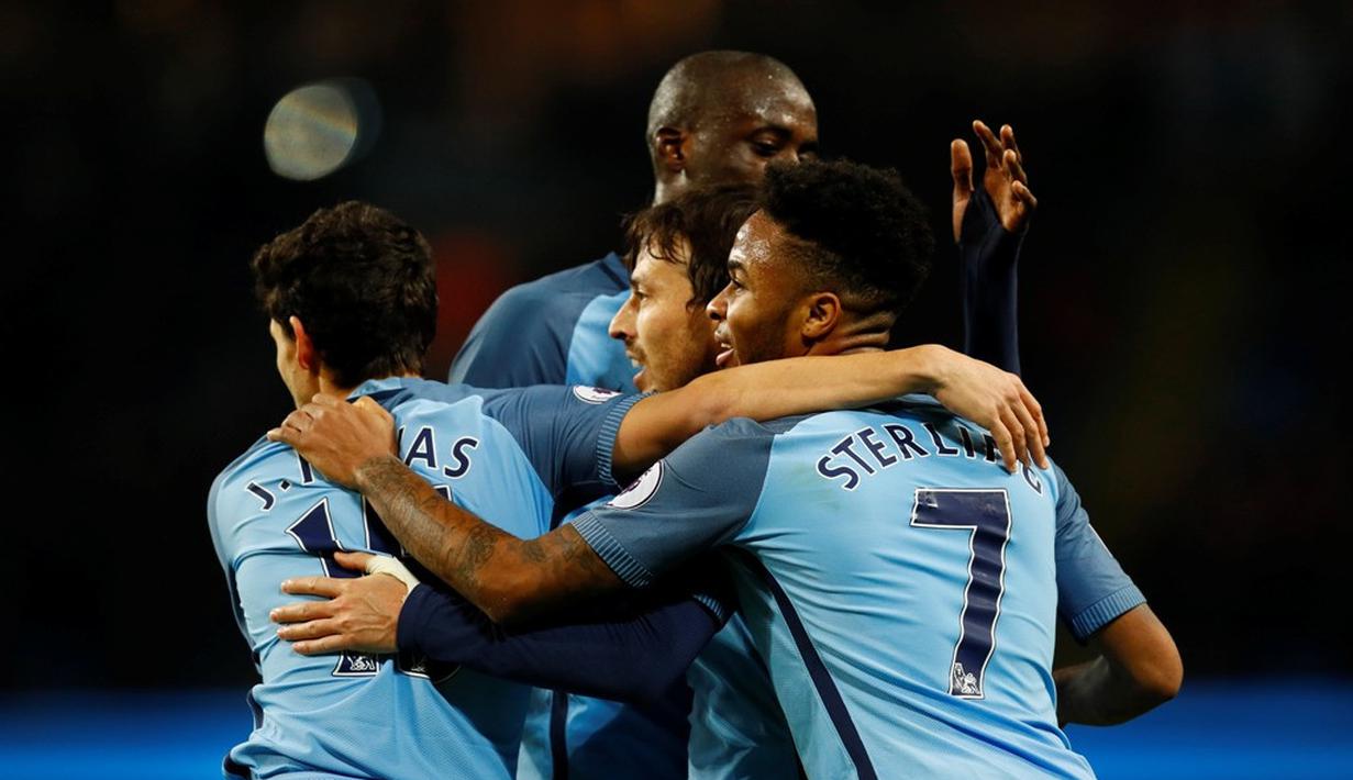 Pemain Manchester City merayakan gol kedua ke gawang Watford yang dicetak David Silva. (Action Images via Reuters/Jason Cairnduff)