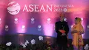 Di momen Gala Dinner KTT ASEAN 2023 yang diselenggarakan semalam, Rabu (6/9/2023), Iriana mendampingi Presiden Jokowi dibalut baju adat Betawi. [Foto: YouTube Sekretariat Presiden]