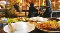 9 Rekomendasi Tempat Makan Enak di Pasar Rebo Jakarta, Hadirkan Suasana Nyaman dan Bikin Nagih 2025