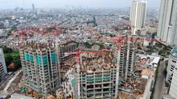 Hasil riset Indonesia Property Watch memperlihatkan nilai penjualan triwulan IV/2015 di Bodetabek-Banten menunjukkan kenaikan penjualan sebesar 16,6 % dibandingkan dengan triwulan sebelumnya, Jakarta, Kamis (4/2/2016). (Liputan6.com/Helmi Afandi)