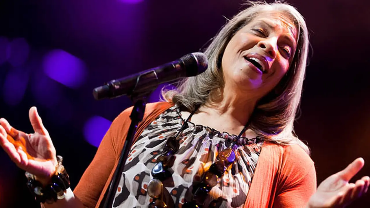 Hari Sumpah Pemuda Nanti Penyanyi Patti Austin Tampil di UGM