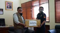 Bea Cukai Madura memberikan bantuan kepada Satuan Tugas (Satgas) Covid-19 Kabupaten Bangkalan di Kantor Pemerintah Kabupaten Bangkalan.