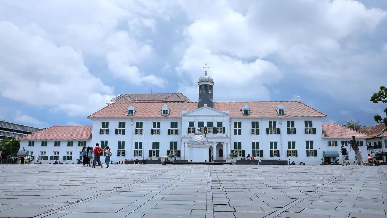 [Bintang] Old Town Jakarta Walking Tour