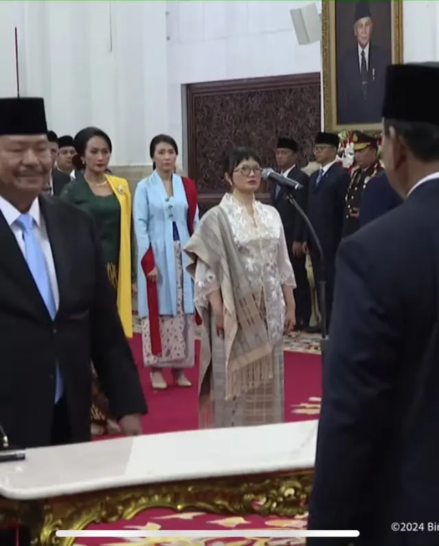 Potret  gaya 9 wakil menteri perempuan saat dilantik Prabowo, anggun berkebaya