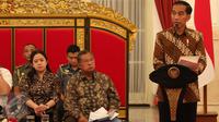 Presiden Joko Widodo (Jokowi) menggelar Sidang Kabinet Paripurna di Istana Negara, Jakarta Pusat, Rabu (15/3). Sidang kabinet ini dihadiri para menteri Kabinet Kerja dan Wakil Presiden Jusuf Kalla. (Liputan6.com/Angga Yuniar)