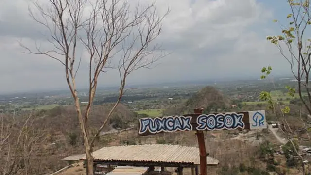 Spot Selfie Puncak Sosok