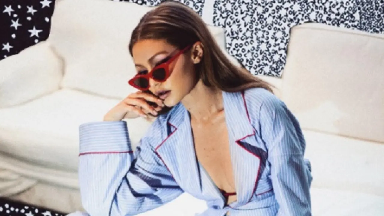 Tren Lipstik Abu-Abu ala Gigi Hadid