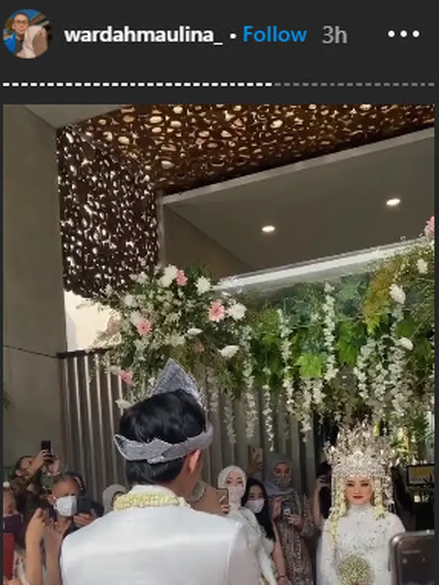 Ciptakan Lagu Khusus, Ini 6 Momen Rey Mbayang Nyanyi Untuk Dinda Hauw