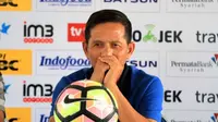 Pelatih Persib Bandung, Djadjang Nurdjaman (Foto: Kukuh Saokani/ Liputan6.com)