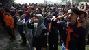 Mereka terdiri dari Sispala, Mahasiswa Pecinta Alam (Mapala), panjat tebing, susur gua, kepemudaan desa, dan Gema Balantara (Gembala). (merdeka.com/Imam Buhori)
