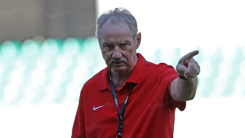 Alfred Riedl, Timnas Indonesia, PSSI