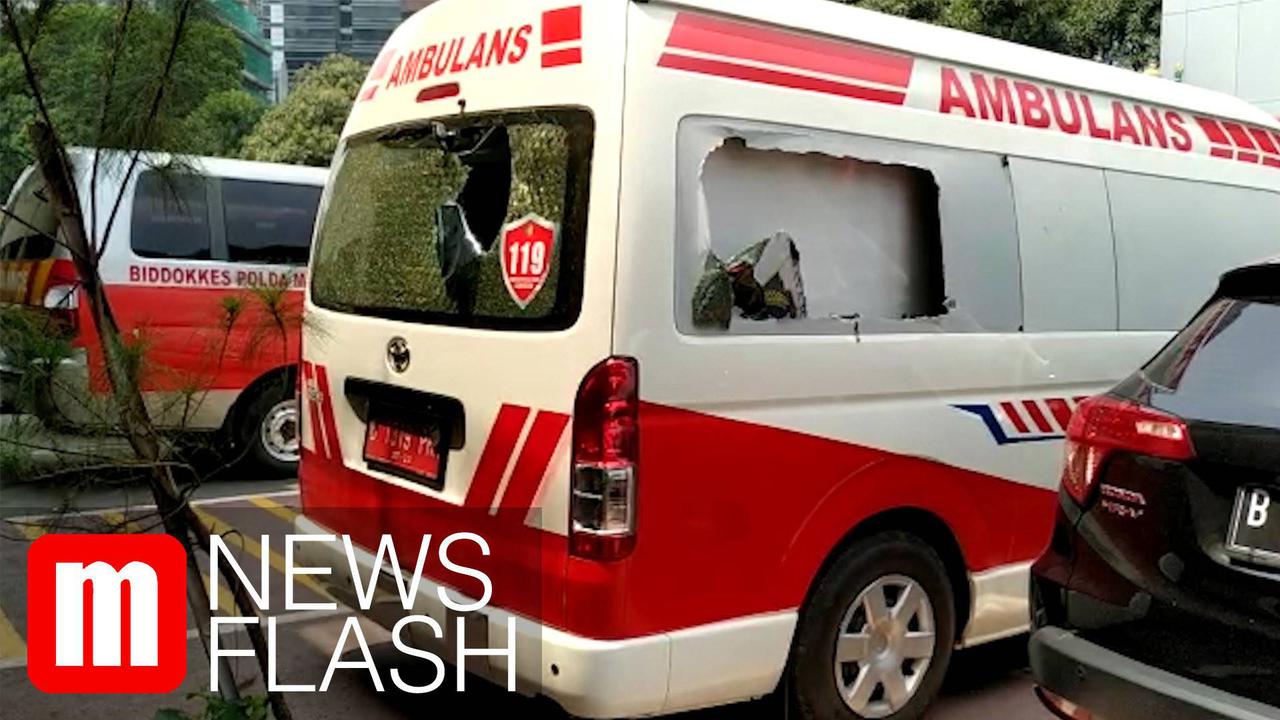 VIDEO: 5 Ambulans Diamankan Polisi Karena Angkut Batu Saat Rusuh