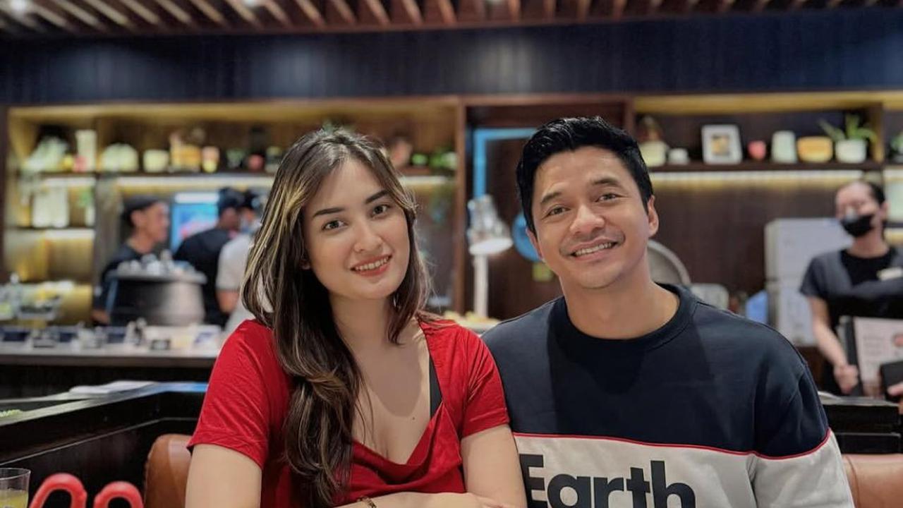 Langgeng dan Jauh dari Gosip, Begini Kehidupan Rumah Tangga Adly Fairuz dan Angbeen
