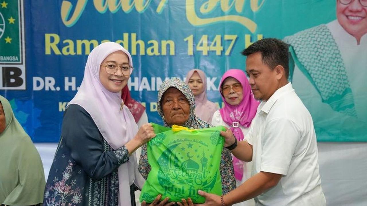 Rustini Muhaimin Salurkan Bantuan Ramadhan, Perkuat Solidaritas Sosial di Karawang