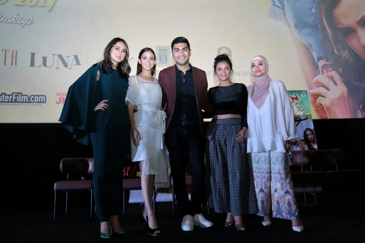 [Bintang] Luna Maya