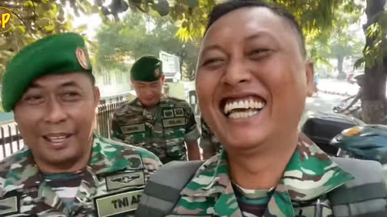 Prajurit TNI AD Ini Mengaku Baru Pertama kali ke Jakarta dan Lihat Monas