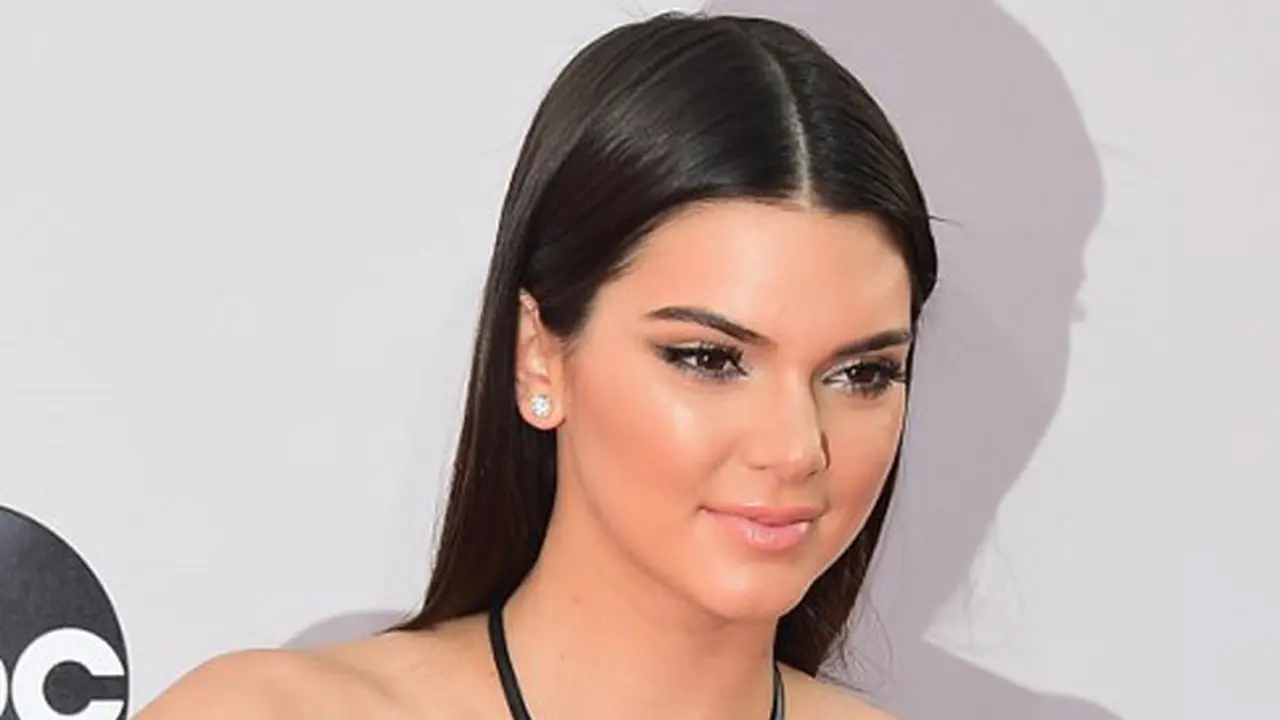 [Bintang] Kendall Jenner