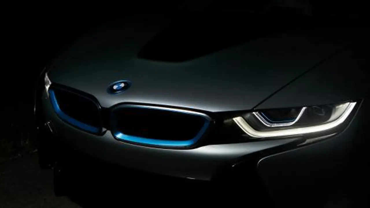 i9 Jadi Bingkisan Ultah 100 Tahun BMW
