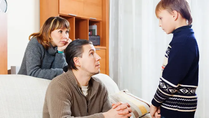 Orangtua dan Anak Remaja Laki-Laki