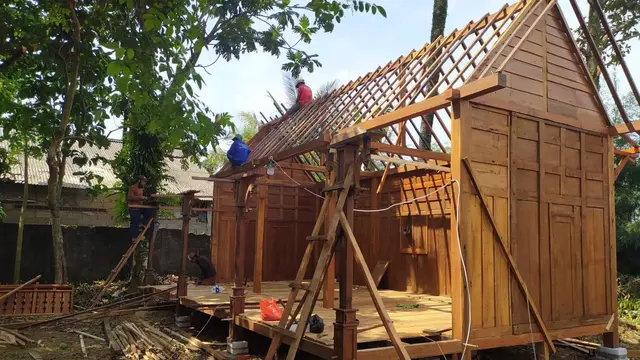 Teuku Wisnu membangun rumah Tahfiz