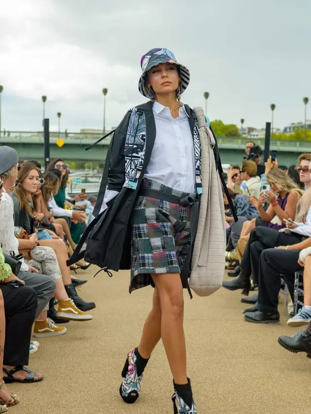 Slow fashion menjadi salah satu argumen yang dipresentasikan Indonesia Fashion Chamber (IFC) di kota Paris pada 3-4 September 2022 lalu.