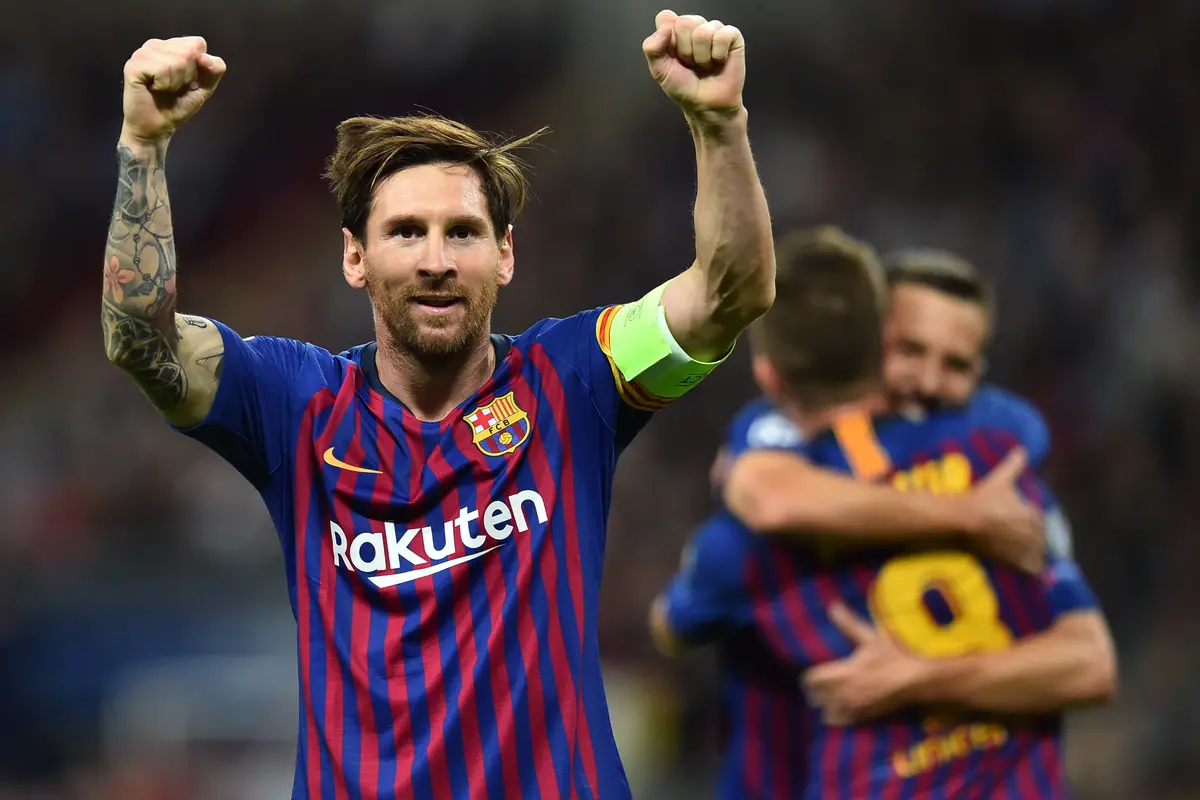 Pesepak Bola Dunia yang Miliki Kisah Hidup Inspiratif