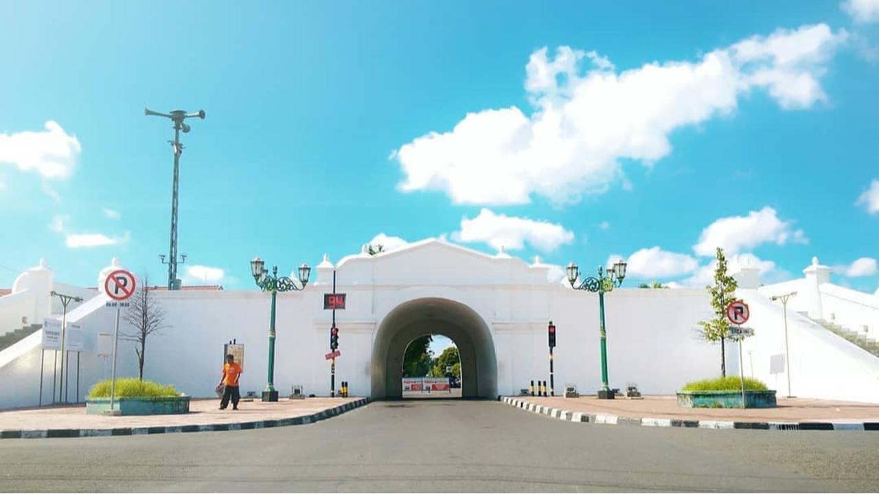 Plengkung Gading