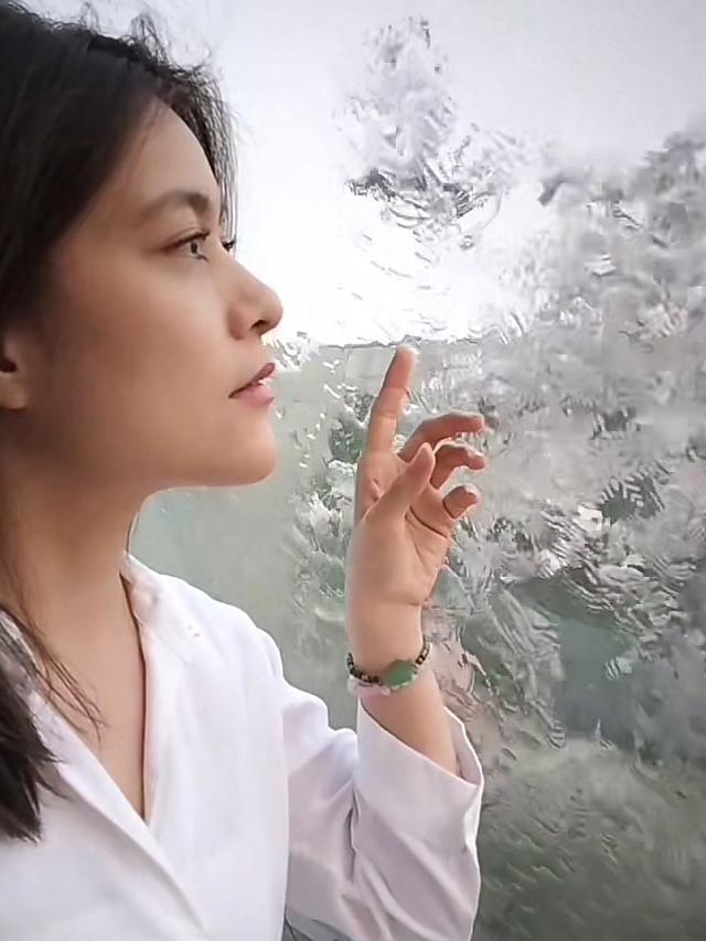 Potret Maria Eleanor (TikTok/@mariaeleanor.official)