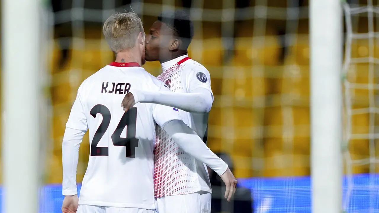 FOTO: Taklukkan Benevento, AC Milan Kembali Puncaki Klasemen Liga Italia