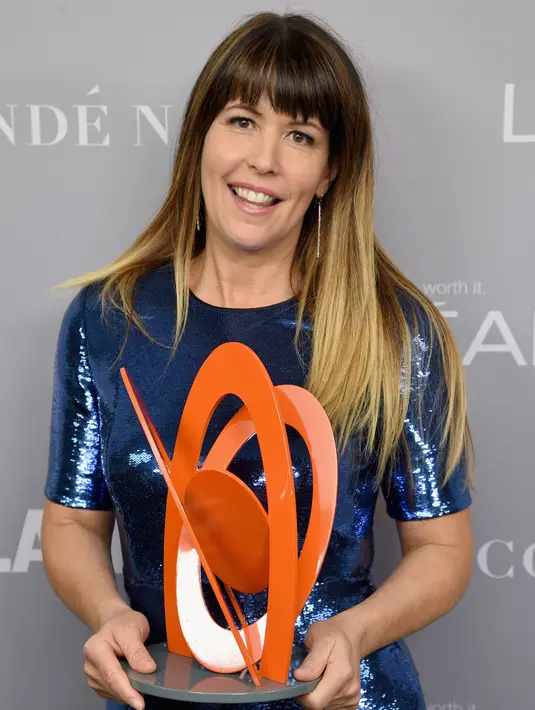 Patty Jenkins, sutrada film Wonder Woman ini berhasil memecahkan sejumlah rekor box-office tahun ini. Ia menjadi wanita pertama yang menyutradarai film dengan penghasilan lebih dari 100 juta dollar AS pada pemutaran pertama. (Dimitrios Kambouris /AFP)
