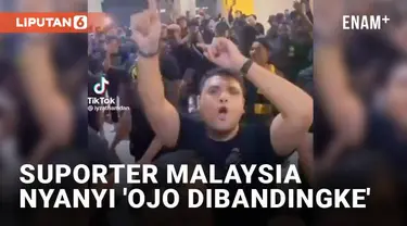 Malaysia memulai petualangan Piala AFF 2022 dengan kemenangan atas Myanmar. Bermain di Stadion Thuwunna, Yangon (21/12/2022), Malaysia taklukkan Myanmar 1-0. Kemenangan disambut bahagia fans Malaysia yang malah menyanyikan lagu 'Ojo Dibandingke' cipt...
