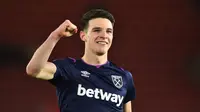 Manajer Chelsea, Frank Lampard, sangat mengagumi Declan Rice dan siap menjadikannya sebagai bek tengah. (AFP/Glyn Kirk)