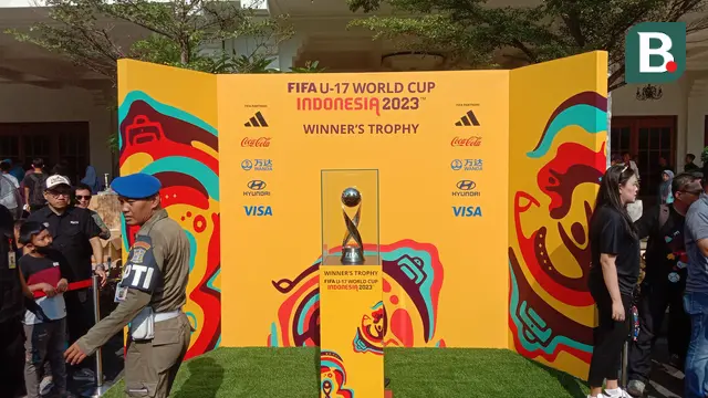 Foto: Trophy Experience Piala Dunia U-17 2023 Hadir di Kota Pahlawan Surabaya