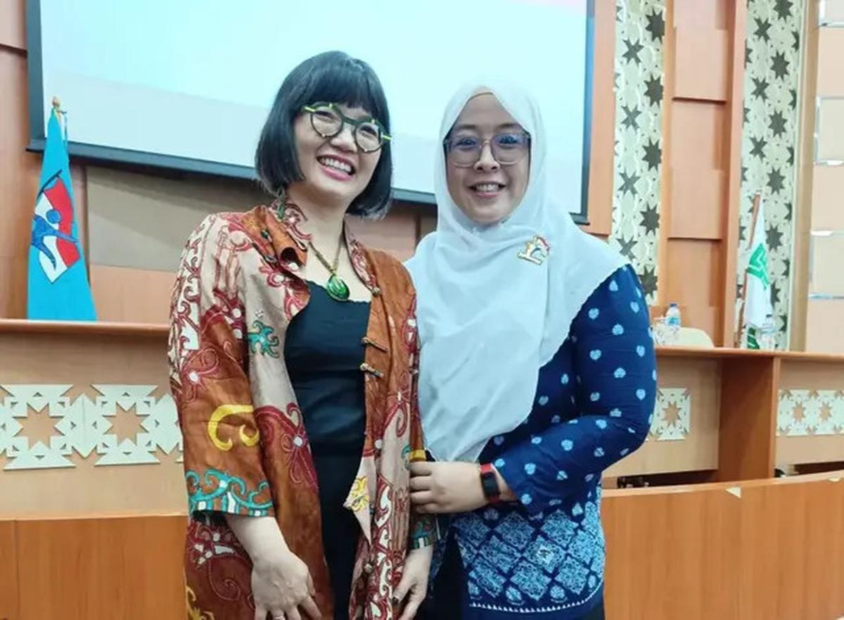 Wamen Stella Christie Ungkap Kacamata Uniknya Berhubungan dengan Statistik dan Ekspektasi Otak Manusia