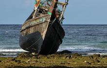 FOTO: Kapal Kayu Membawa Ratusan Pengungsi Rohingya Kembali Mendarat di Pantai Aceh, Ini penampakannya