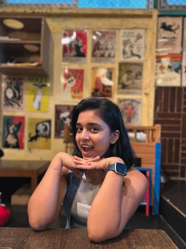 Pesona Sumbul Touqeer yang Selalu Mencuri Perhatian. (credit:instagram.com/sumbul_touqeer)