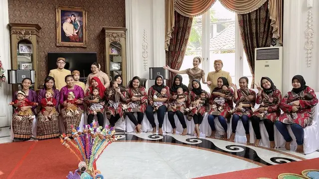 Kini Adopsi 13 Bayi, Ini 6 Momen Kebersamaan Monica Soraya Asuh Sang Anak
