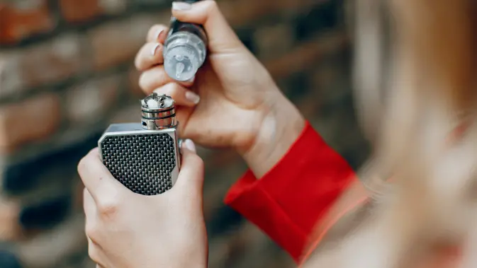 Prabowo Minta Aturan Vape Dikaji Ulang, Tak Ragu Larang Peredaran Rokok Elektrik