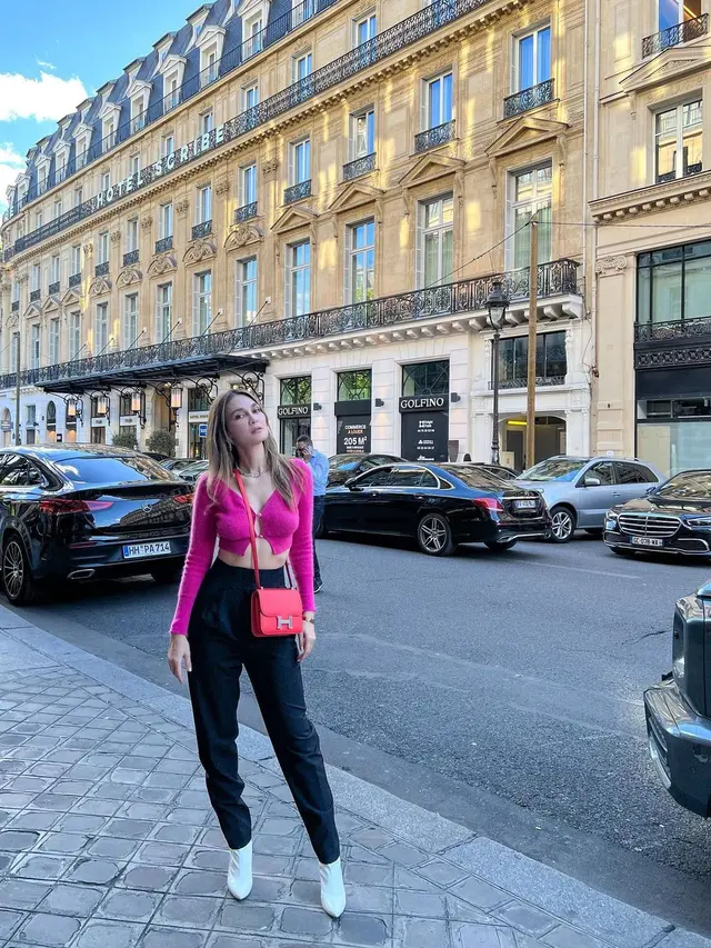 Luna Maya (Instagram/lunamaya)