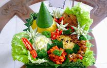 Resep Tumpeng HUT RI Lengkap ala Rumahan, Cantik Menggugah Selera