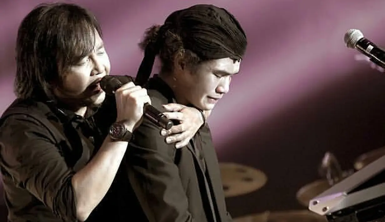 Dul Jaelani konser Dewa 19 di Malaysia