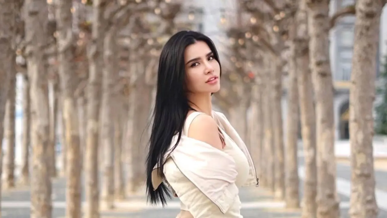 Potret Maria Vania Liburan ke Amerika, Seru Main ke Grand Canyon