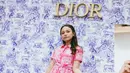 Belum lama ini, Rossa menyambagi Pop Up Store Dior di resor Four Seasons Bali Jimbaran. (Instagram/itsrossa910).